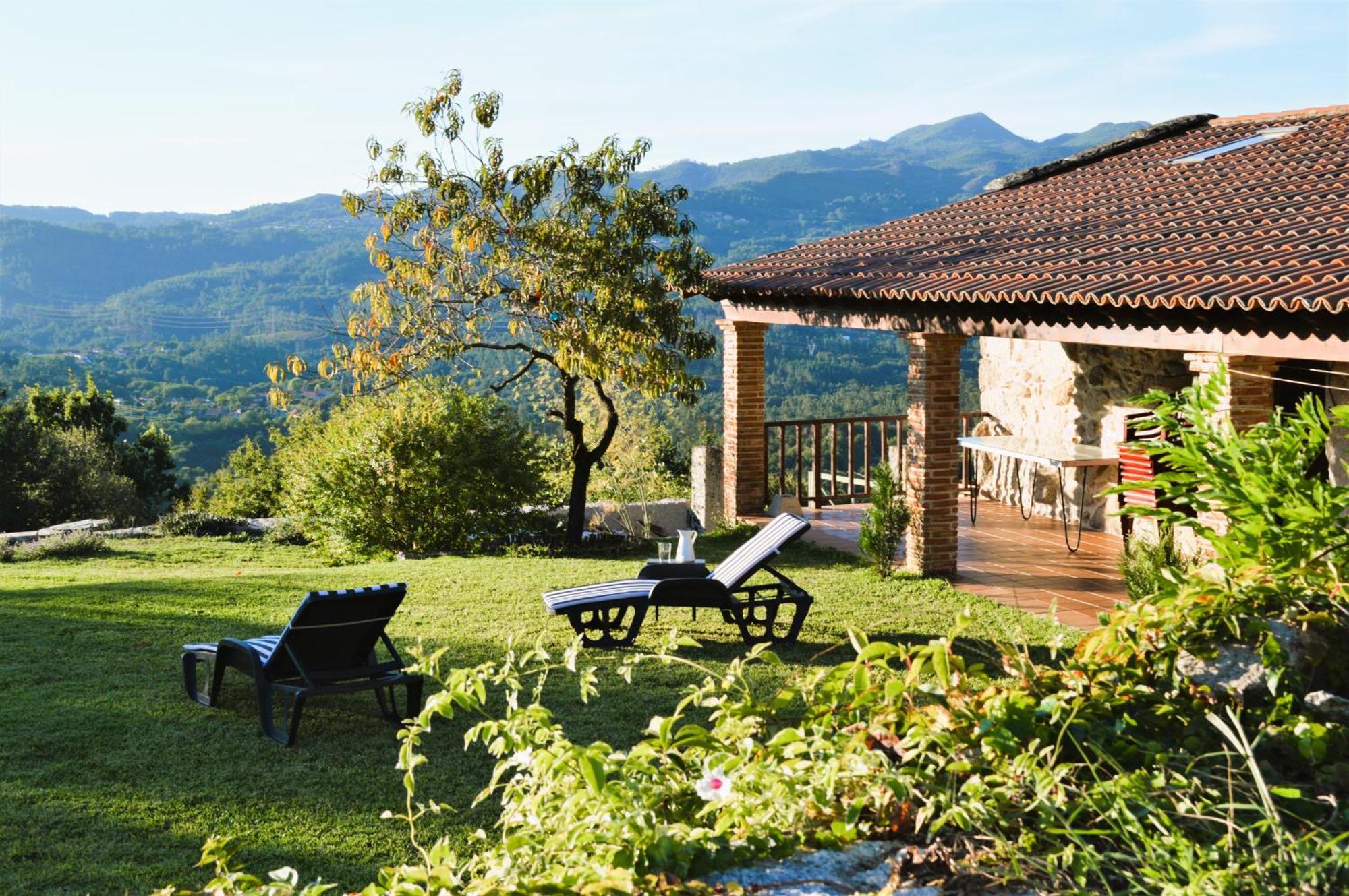 Airinos De Mondariz Villa Bagian luar foto