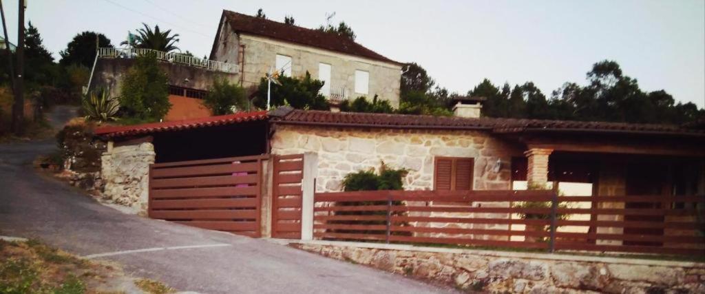 Airinos De Mondariz Villa Bagian luar foto